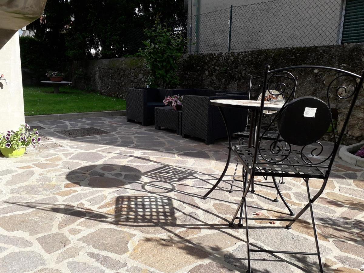 Casa Liberty Hotel Mandello del Lario Eksteriør billede